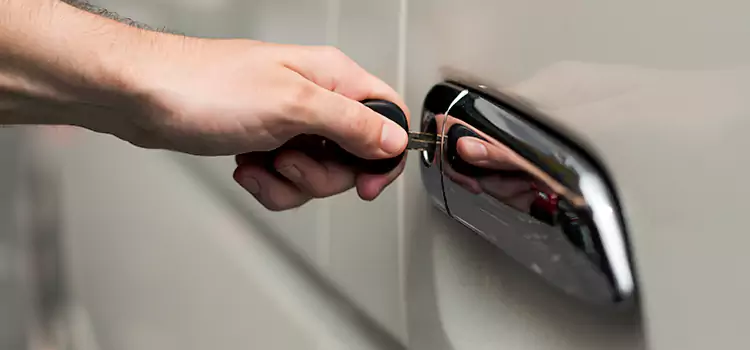 Why Choose Our Auto Locksmith Team in Clarksdale, MS?